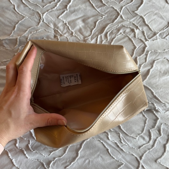 NIB/NWT Ulta Faux Crocodile Leather Makeup Bag - Picture 6 of 6